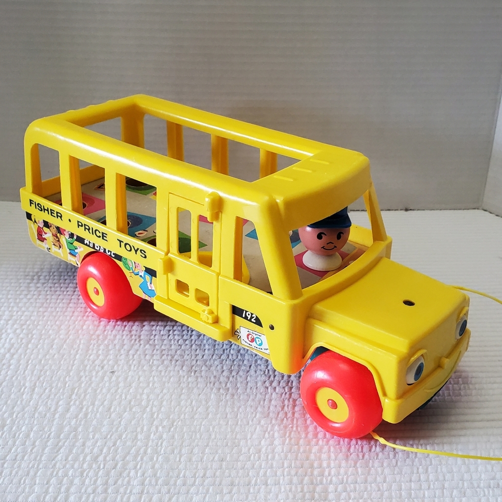 Fisher Price School Bus Pull Toy Little People Vintage USA Yellow